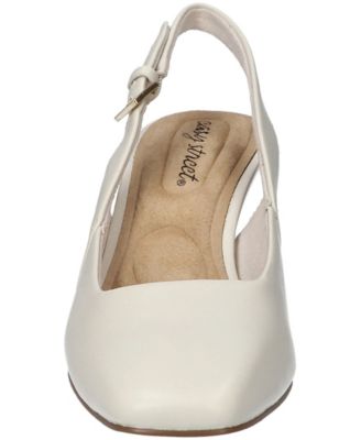 Women's Ritsa Square Toe Slingback Pumps