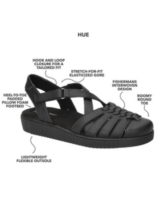 Women's Hue Round Toe Flats