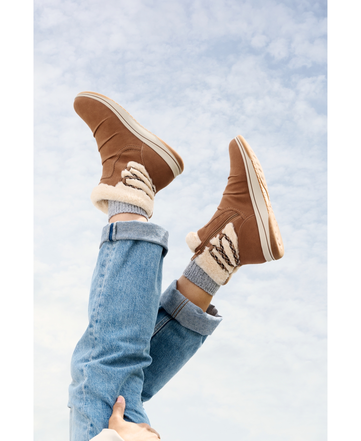 Clarks Women's Cloudsteppers Breeze Cozy Boots