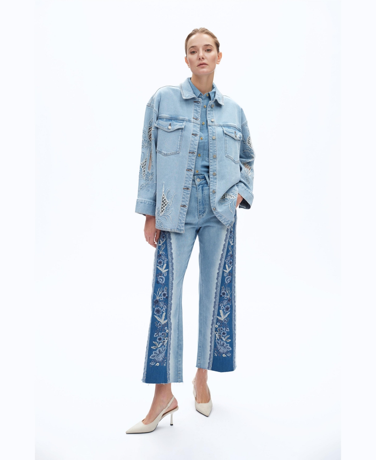 Bayeas Plus Size High Rise Wide Leg Jeans With Raw Hem