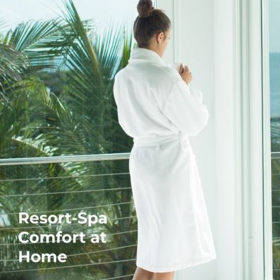 Plush Bath Robe | White | Unisex, Large/X-Large | Viscose Material | Soft, Comfortable, & Wicks Moisture