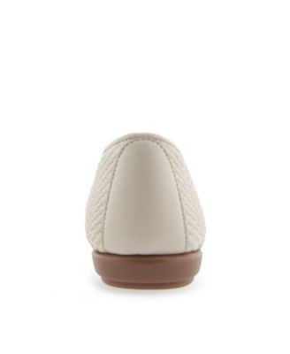 Women's Betunia Casual Flats