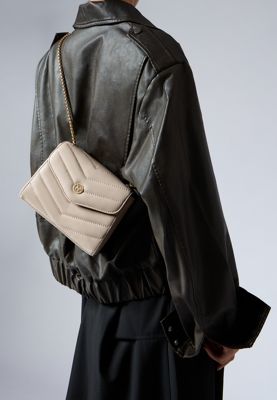 Women's Flap Chain Bag Classic Quilted Victoria Hyde