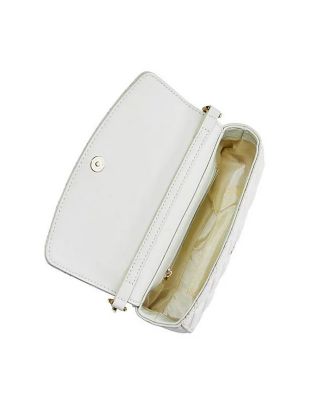 Pearl Quilted Shoulder Bag Small Chanel Bag Collection in Leather Victoria Hyde