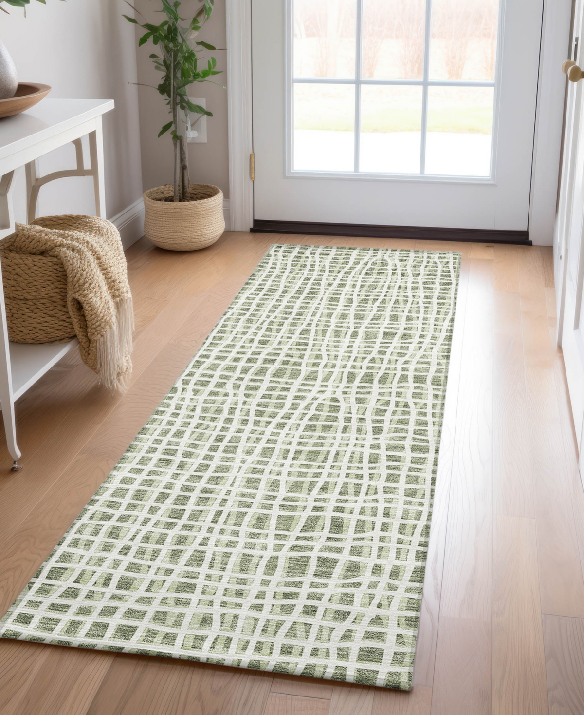 Addison Chantille Acn729 2'3"x7'6" Runner Area Rug In Green