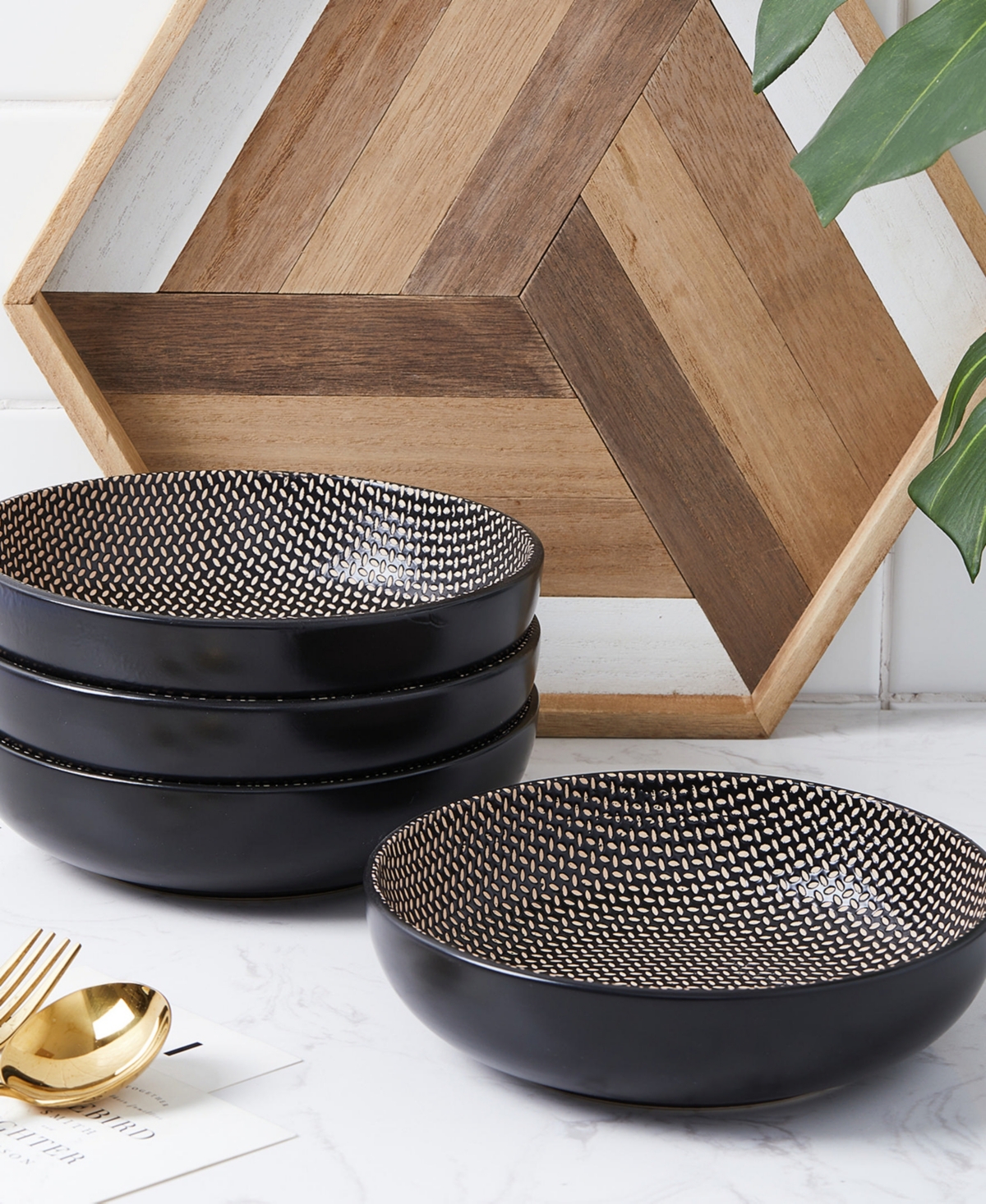 Stone Lain Daisy 32 Pc. Dinnerware Set, Service for 8