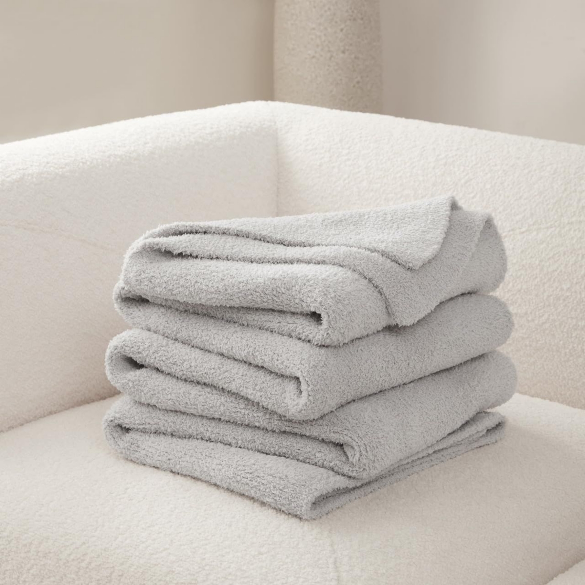 Cozy Potato - Coma Inducer Blanket with Socks - Wind Chime Gray