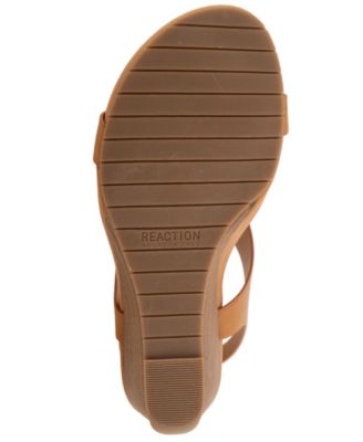 Women's Greatly Thong Almond Toe Wedge Sandals