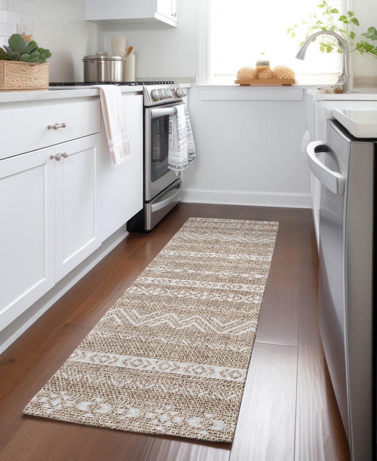 Addison Chantille Acn803 2'3''x7'6'' Runner Area Rug In Brown
