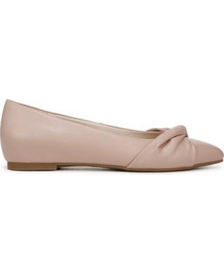 Women's Palm Pointed Toe Ballerina Flats