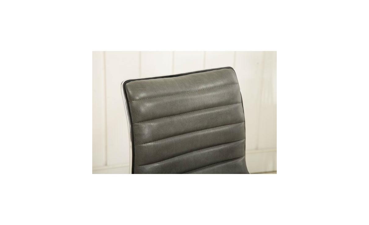 Slickblue Heavy Duty Channel-Tufted Conference Chair for Comfortable and Stylish Meeting Room Seating