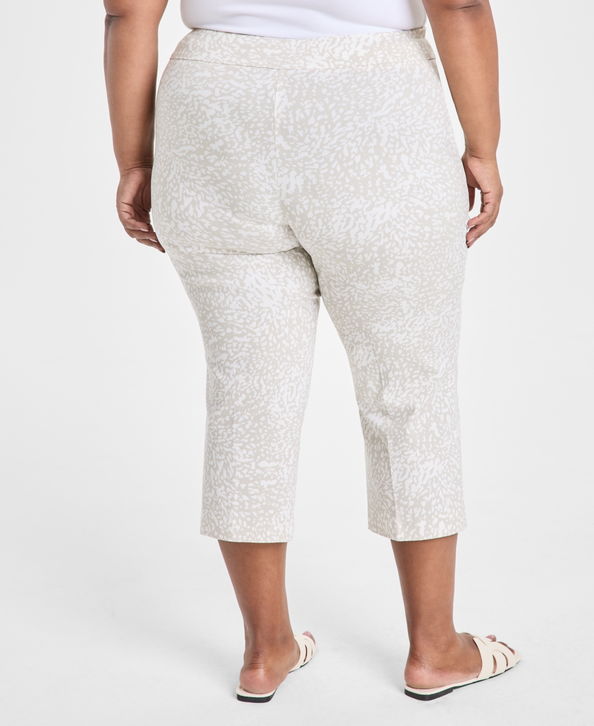 Jm Collection Plus Size Print Rivet-waist Capri Pants, Exclusively At Macy's In Stonewall
