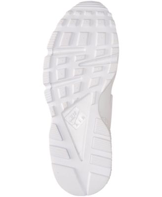 red huaraches finish line