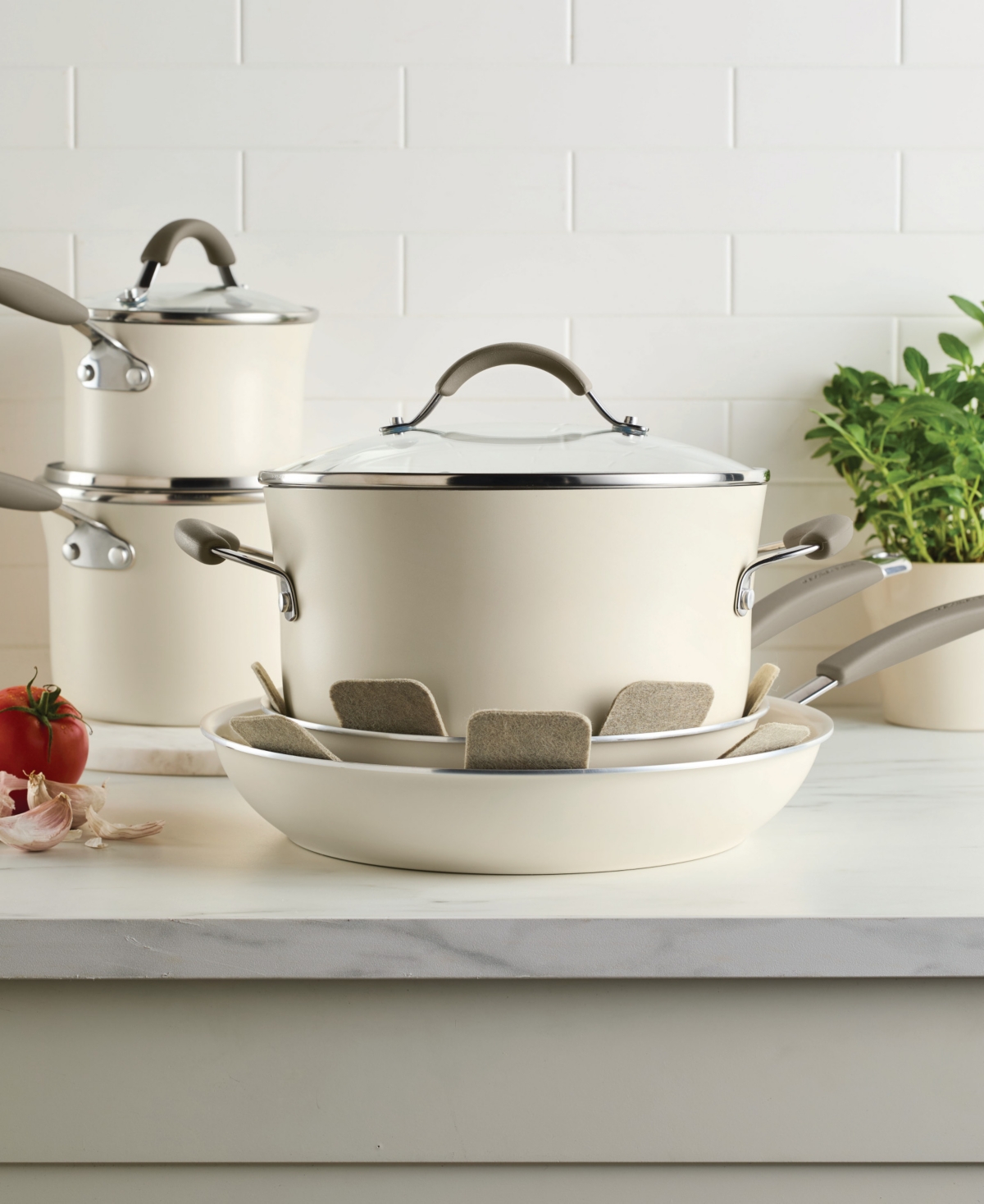 Rachael Ray Cucina Ceramic 10pc Nonstick Cookware Pots And Pan In Almond