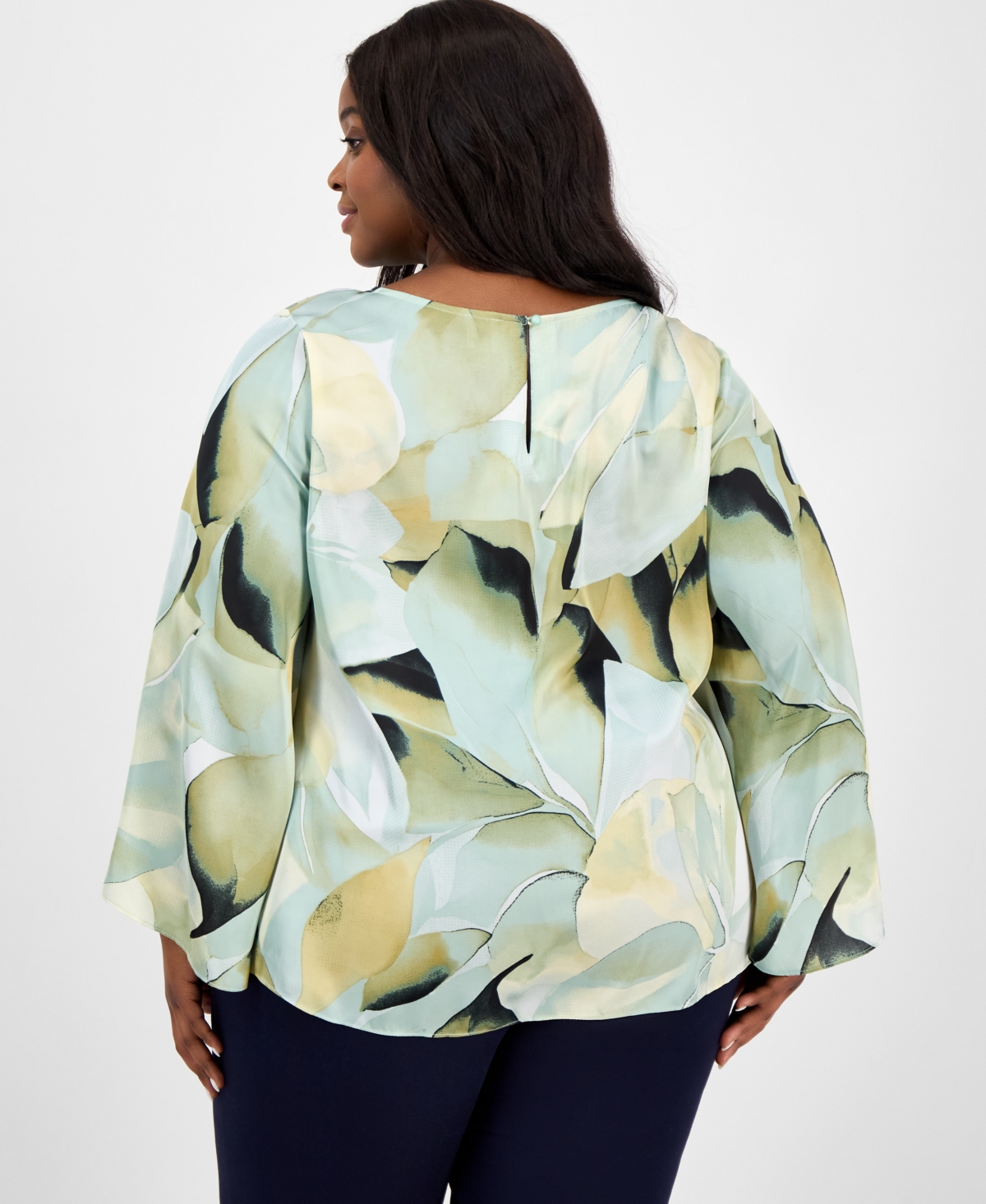 ANNE KLEIN PLUS SIZE PRINTED KEYHOLE BLOUSE 
