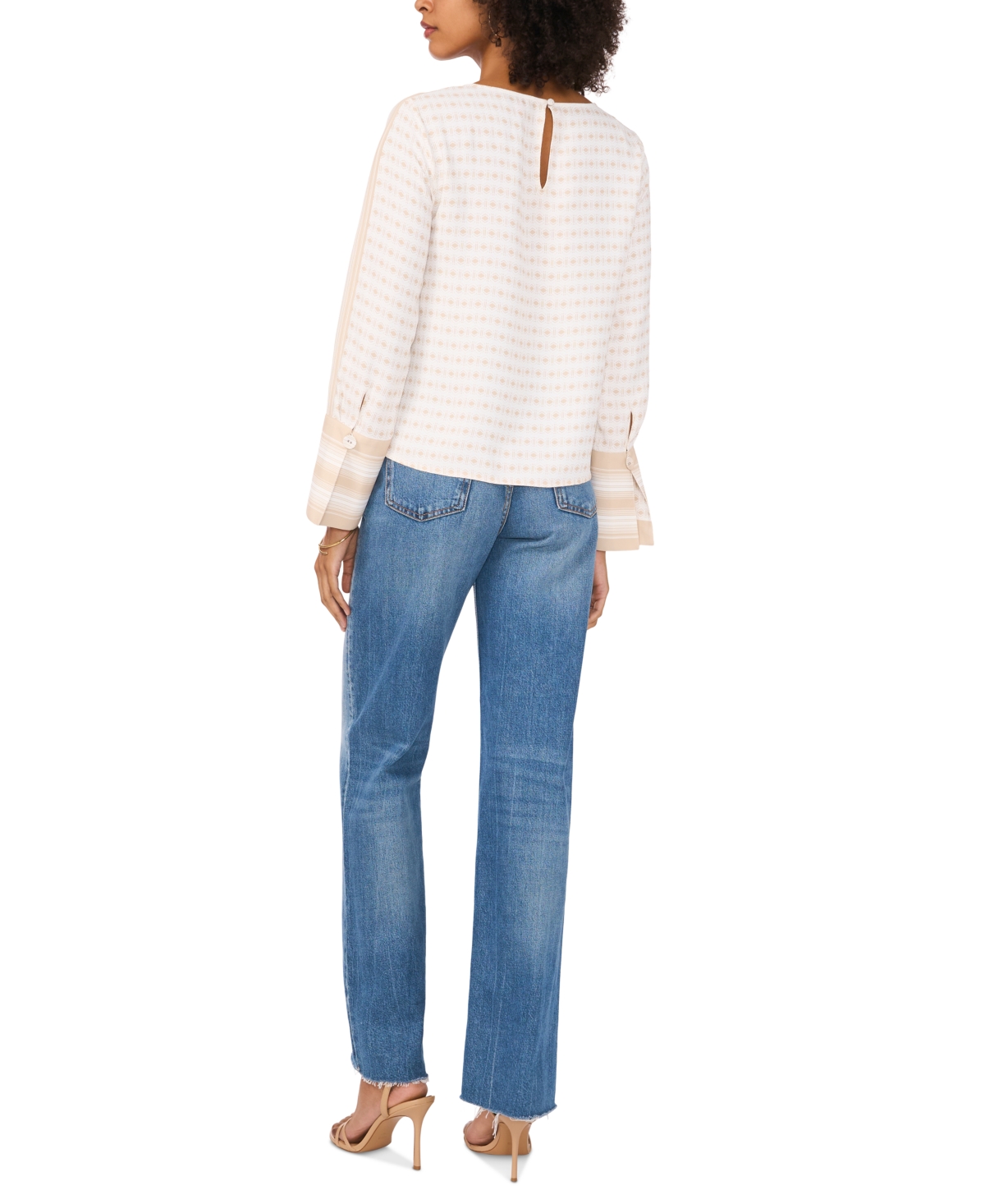 VINCE CAMUTO WOMEN'S PRINTED WIDE-CUFF BOAT-NECK TOP 