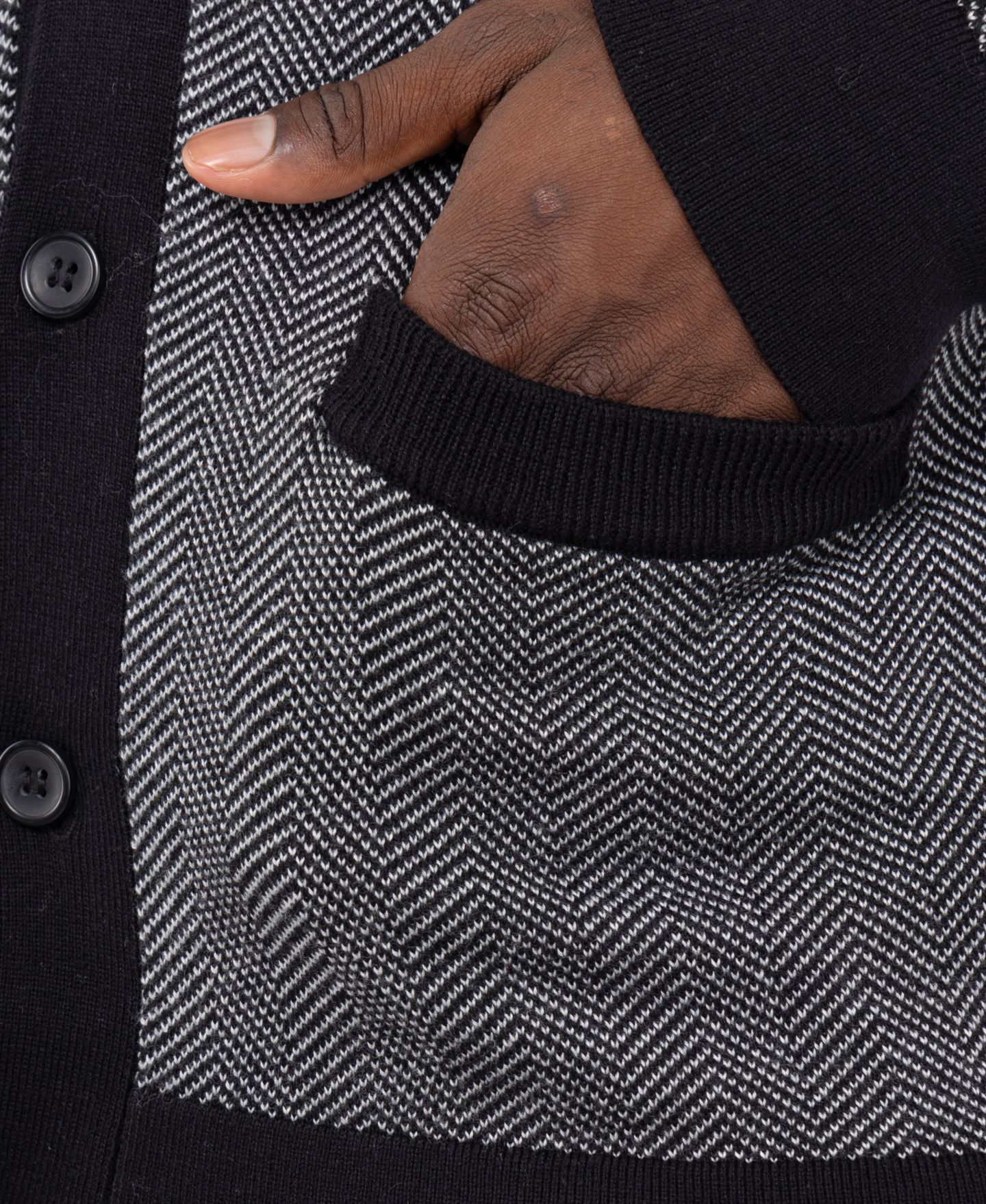 Мужской кардиган X-Ray Herringbone Cardigan, цвет: Молочный белый / Чёрный — фото 9