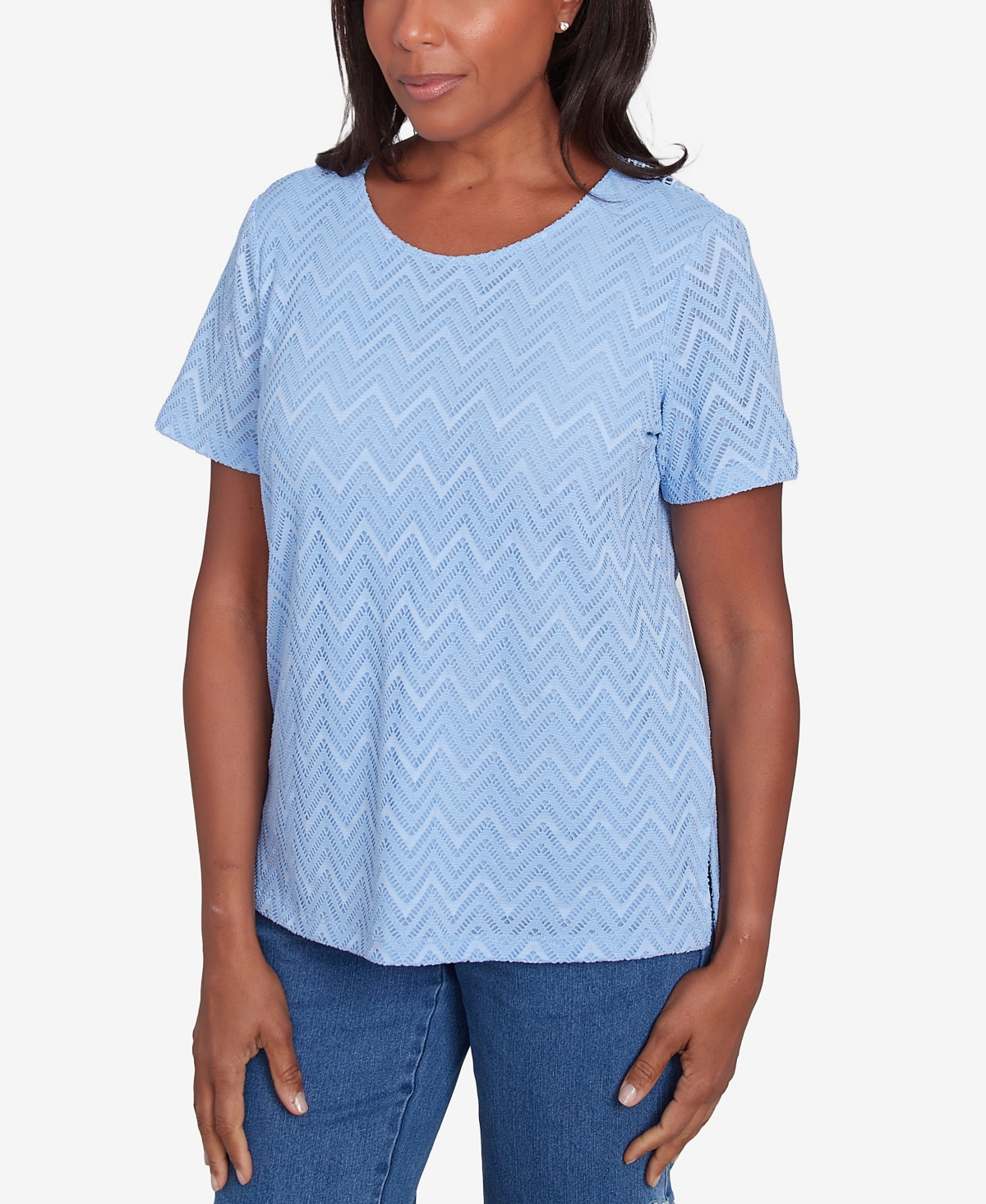 Alfred Dunner Women's Classic Textured Chevron Lace Back Top In Iris