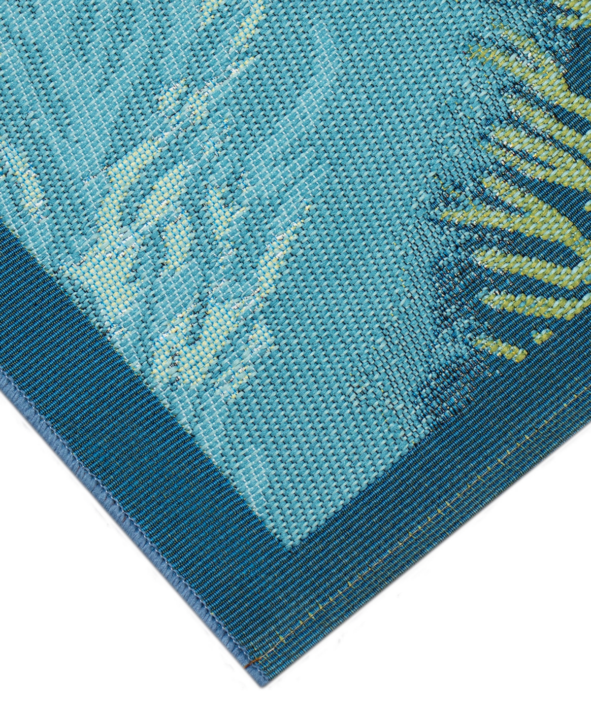Liora Manne Esencia Coral Garden 2'5"x3'11" Area Rug In Ocean