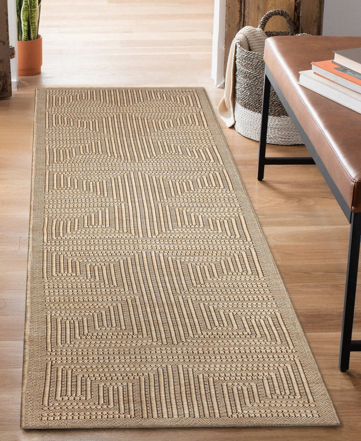Liora Manne Soleil Maize 1'11"x7'6" Runner Area Rug In Tan