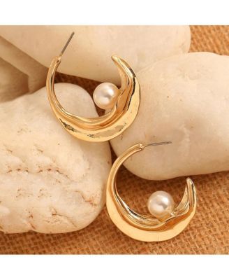Casual Pearls Drop Earring
