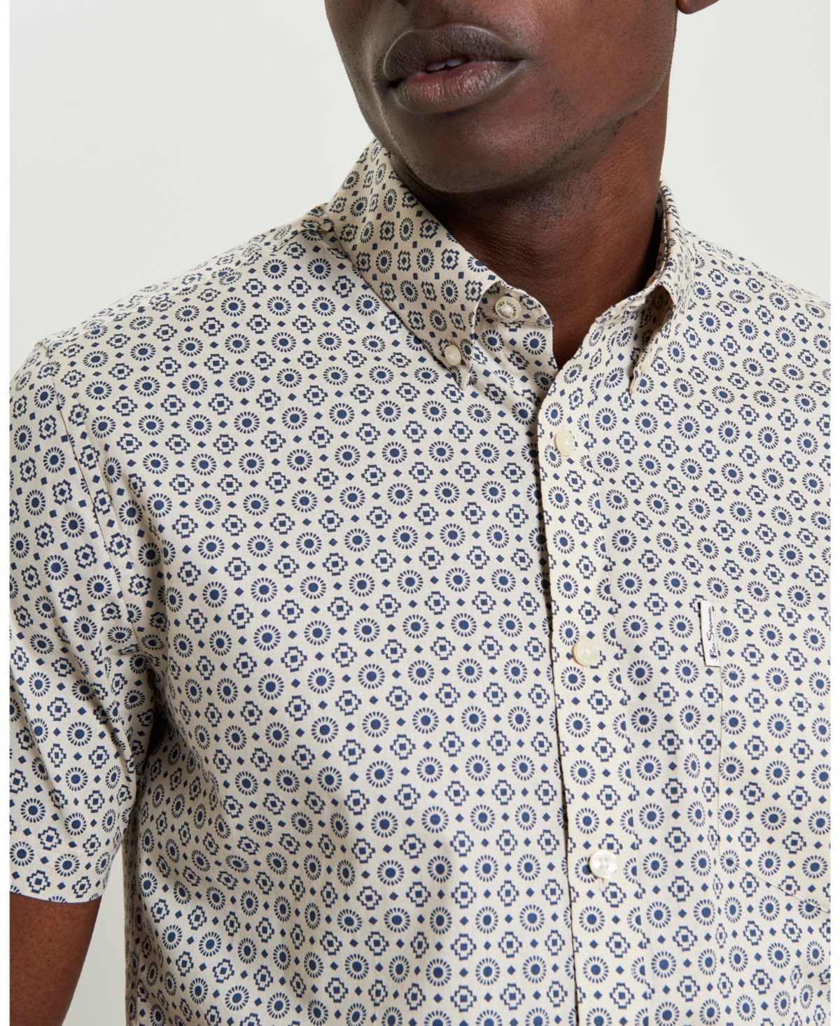 Ben Sherman Geo Wave Print Short Sleeve Button-down Shirt In Fog
