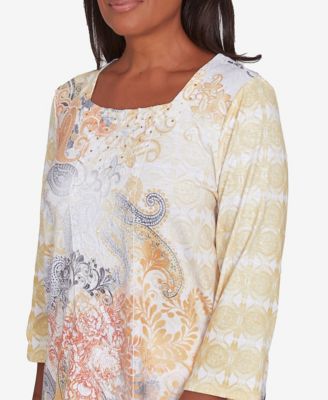 Petite Dress Code Square Neck Paisley Geometric Top