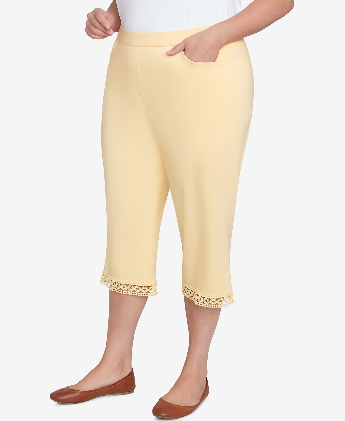 Alfred Dunner Plus Size Dress Code Comfort Allure Embellished Capri Pants In Buttercup