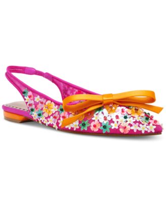 [SAEL!!] ★Betsey Johnson Laylah★ フラットシューズ Betsey Johnson Women's Laylah Floral Slingback Flats - Macy's