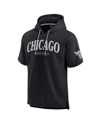 Men's Black Chicago Bulls Elements Ready Short Sleeve Pullover Hoodie