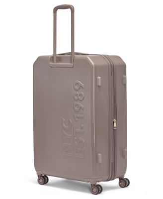 Clean Cut Large Check-in Spinner