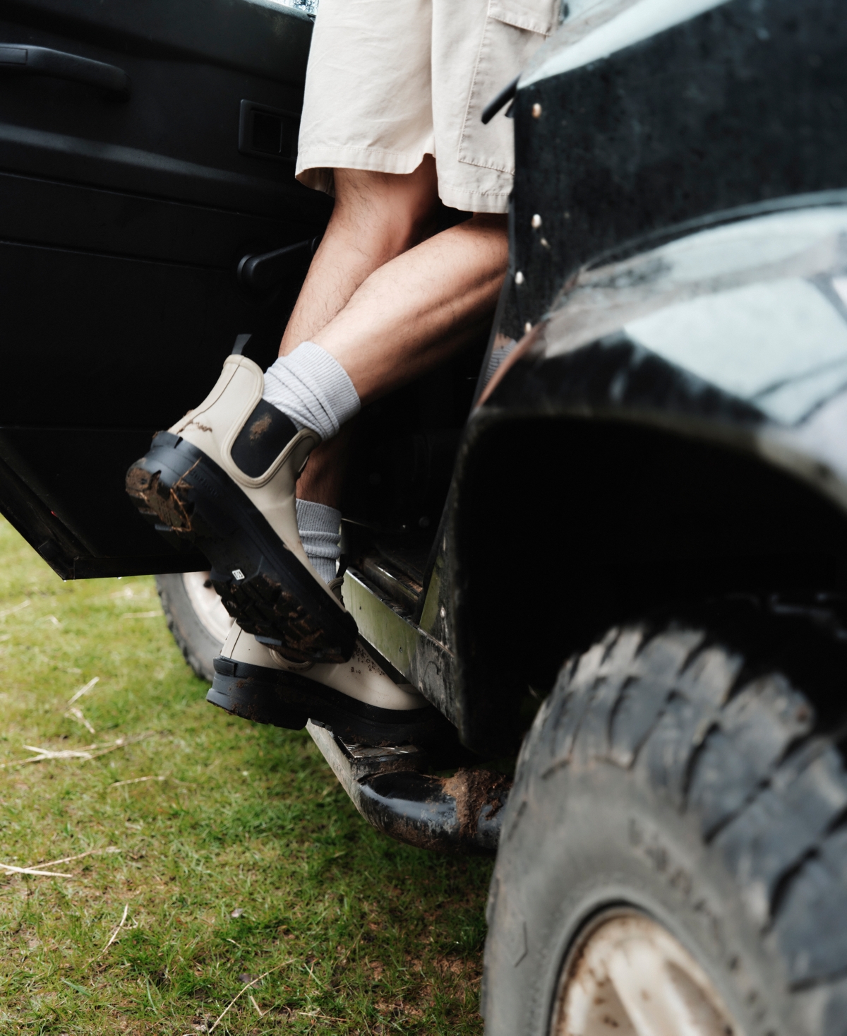 Barbour Nimbus Chelsea Rain Boot In Washed Stone