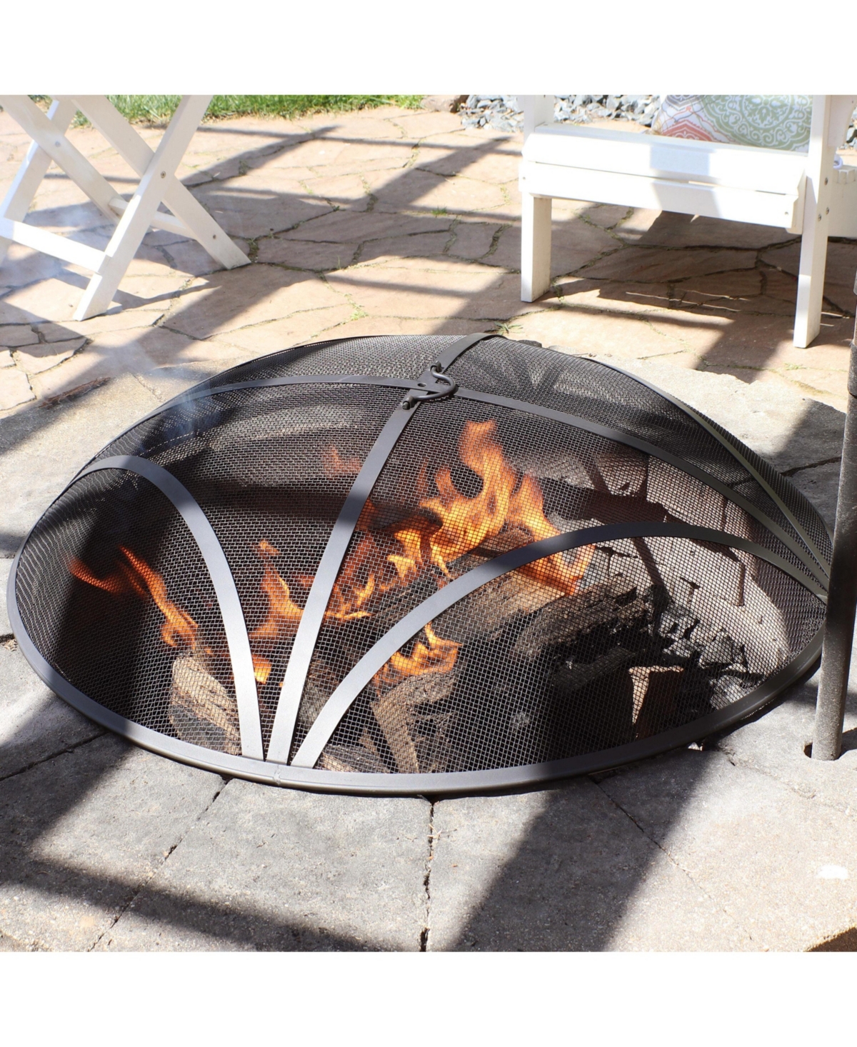 Outdoor Heavy-Duty Reinforced Steel Round Fire Pit Spark Screen with Ring Handle