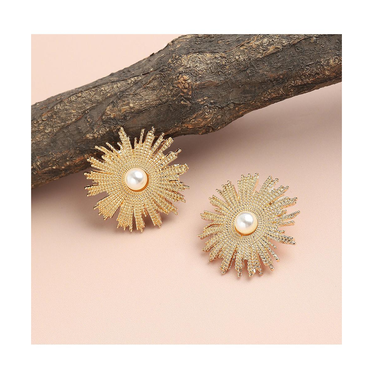 Sohi Rays Stud Earrings In Silver
