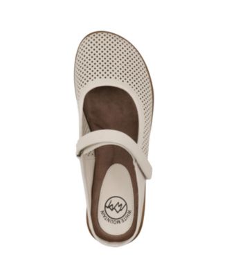 Women's Vinto2 Mary Jane Clog Mules