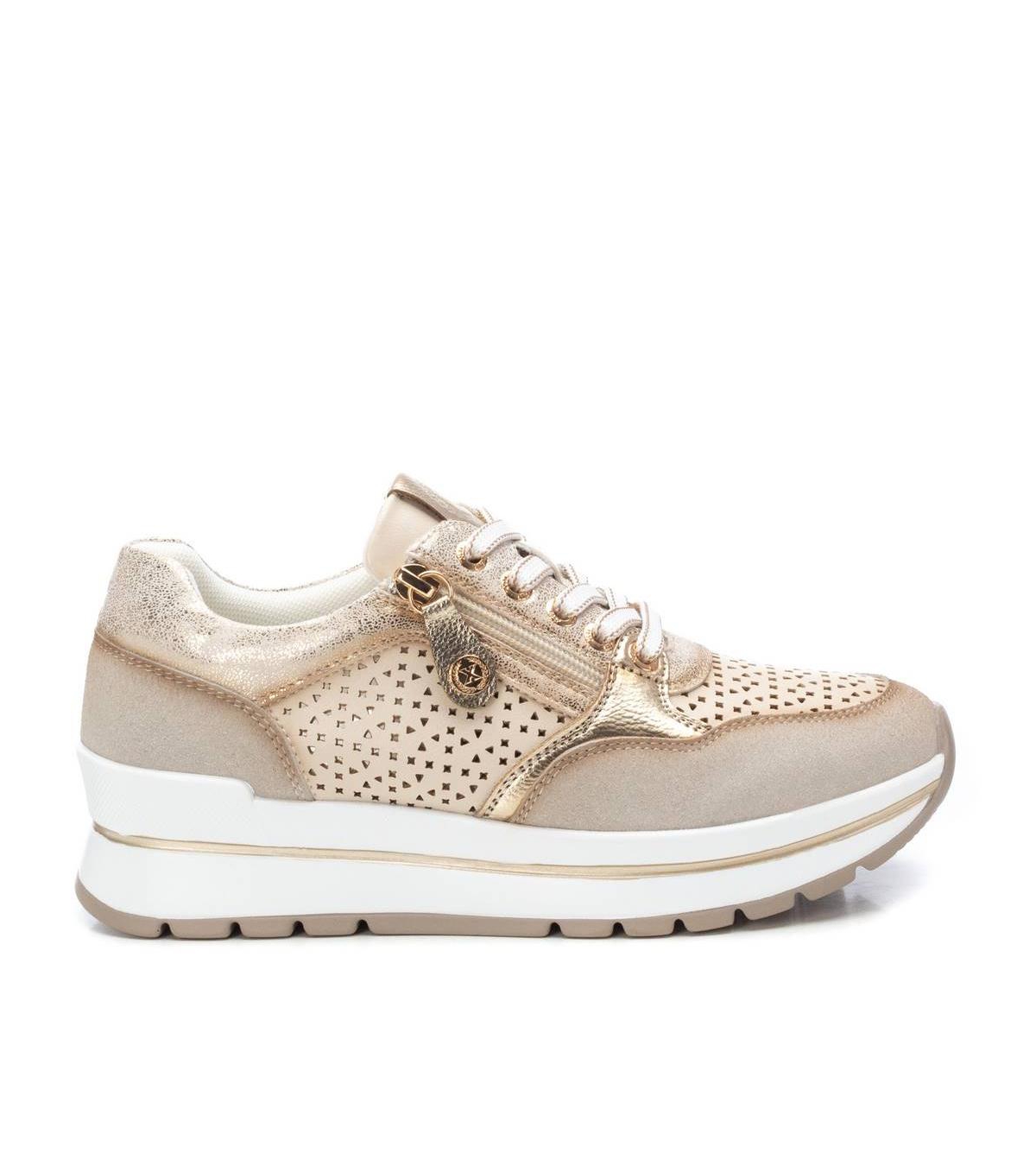 Women's Casual Sneakers By Xti - White/ivory