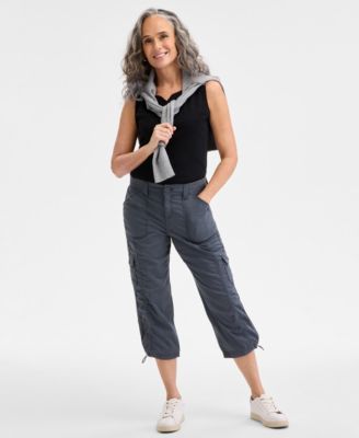 Women's Mid-Rise Cargo Capri Pants