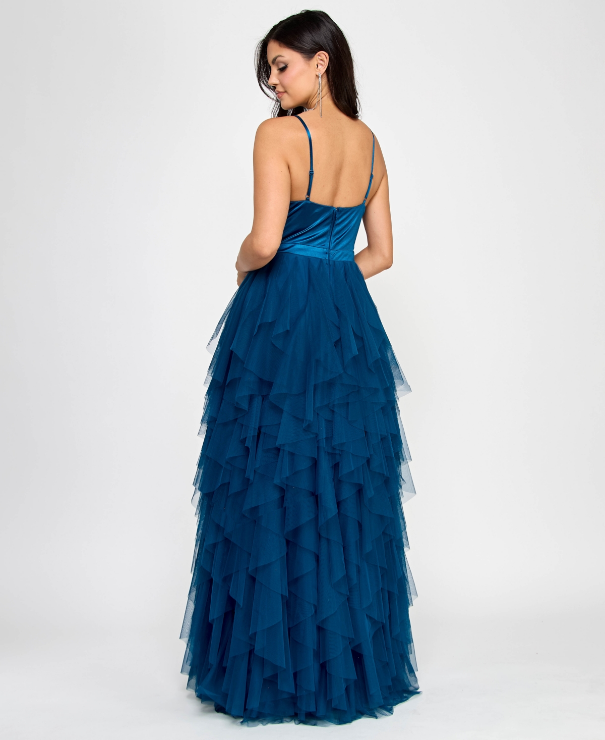 CITY STUDIOS JUNIORS' SWEETHEART-NECK RUFFLED CASCADE GOWN 