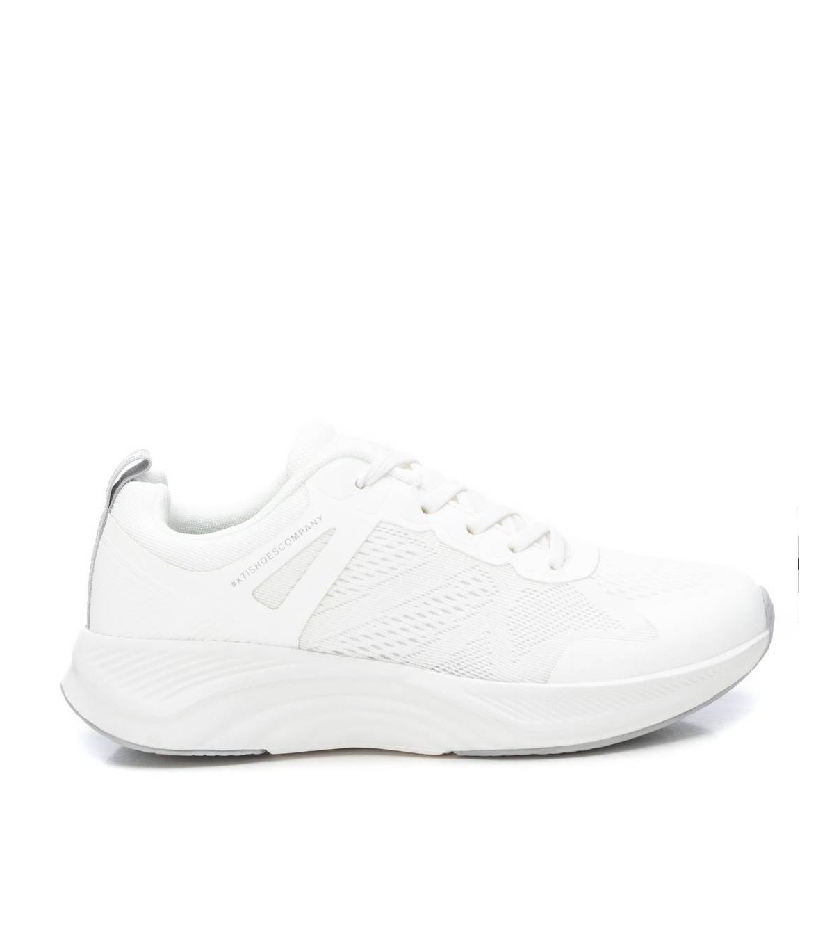 Women's Casual Sneakers By Xti - White