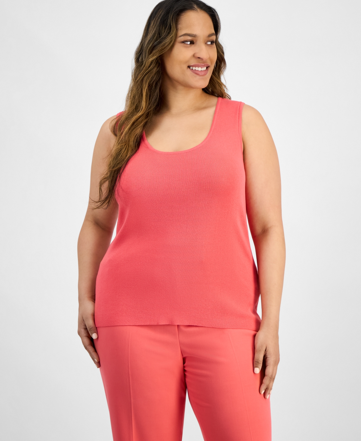 Plus Size U-Neck Tank Top - Ice Blue