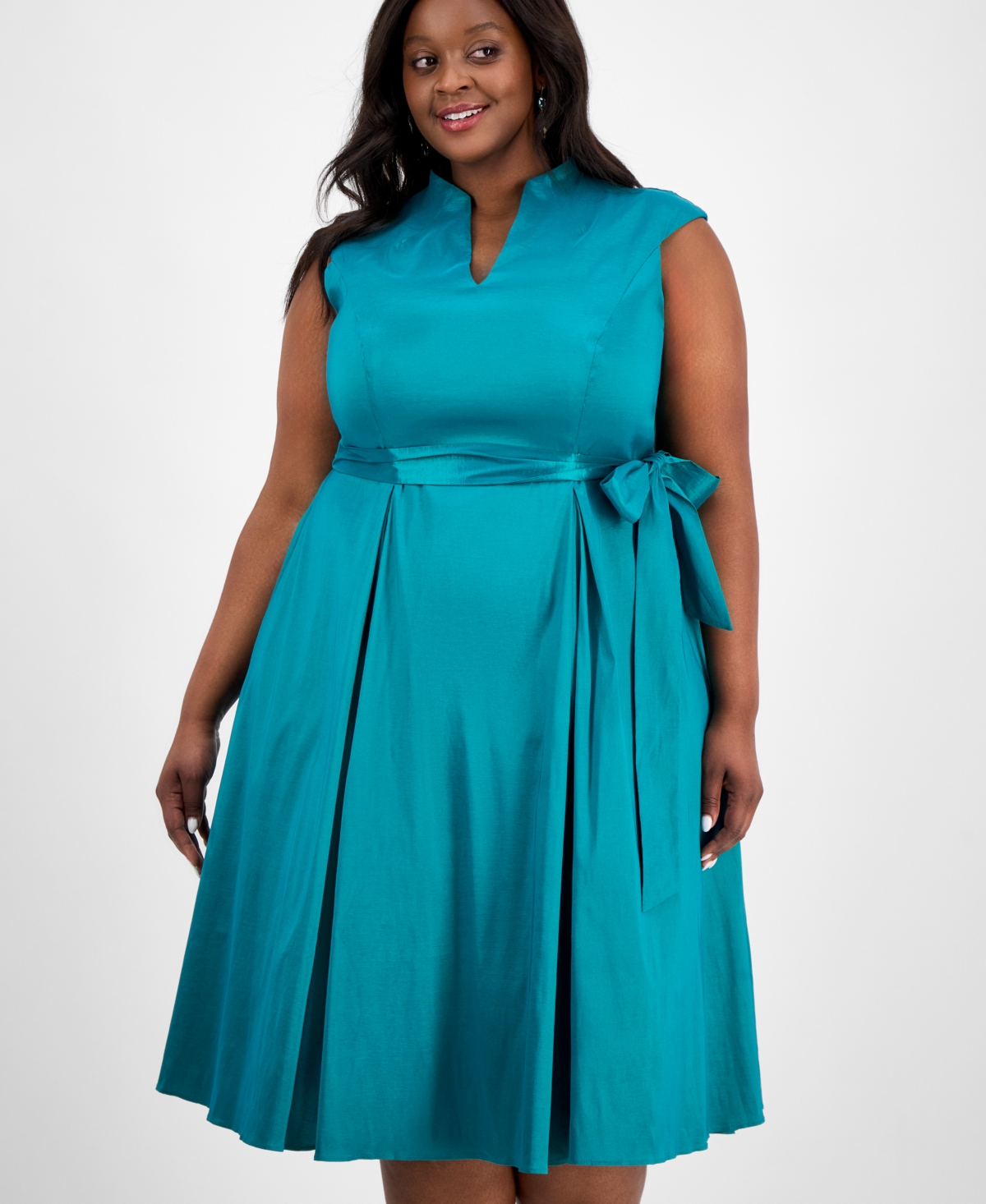 ALEX EVENINGS PLUS SIZE V-NECK SLEEVELESS TAFFETA DRESS 