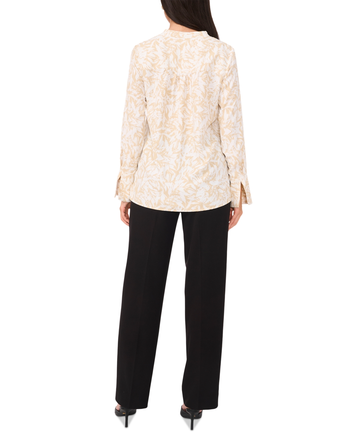 VINCE CAMUTO WOMEN'S PRINTED V-NECK LONG-SLEEVE TOP 