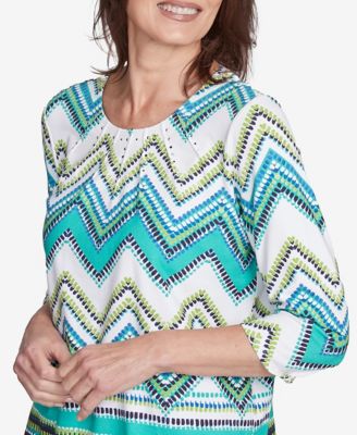 Women's Nantucket Pleated Neckline Chevron Top