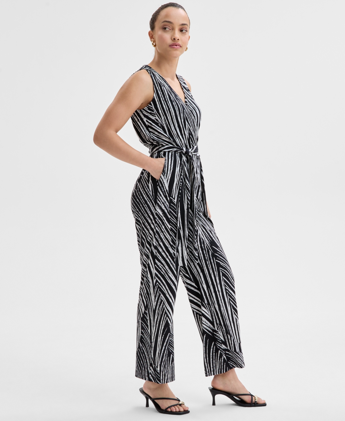 Inc International Concepts Petite Printed Sleeveless Jumpsuit, Exclusively At Macy's In Pia Stripe