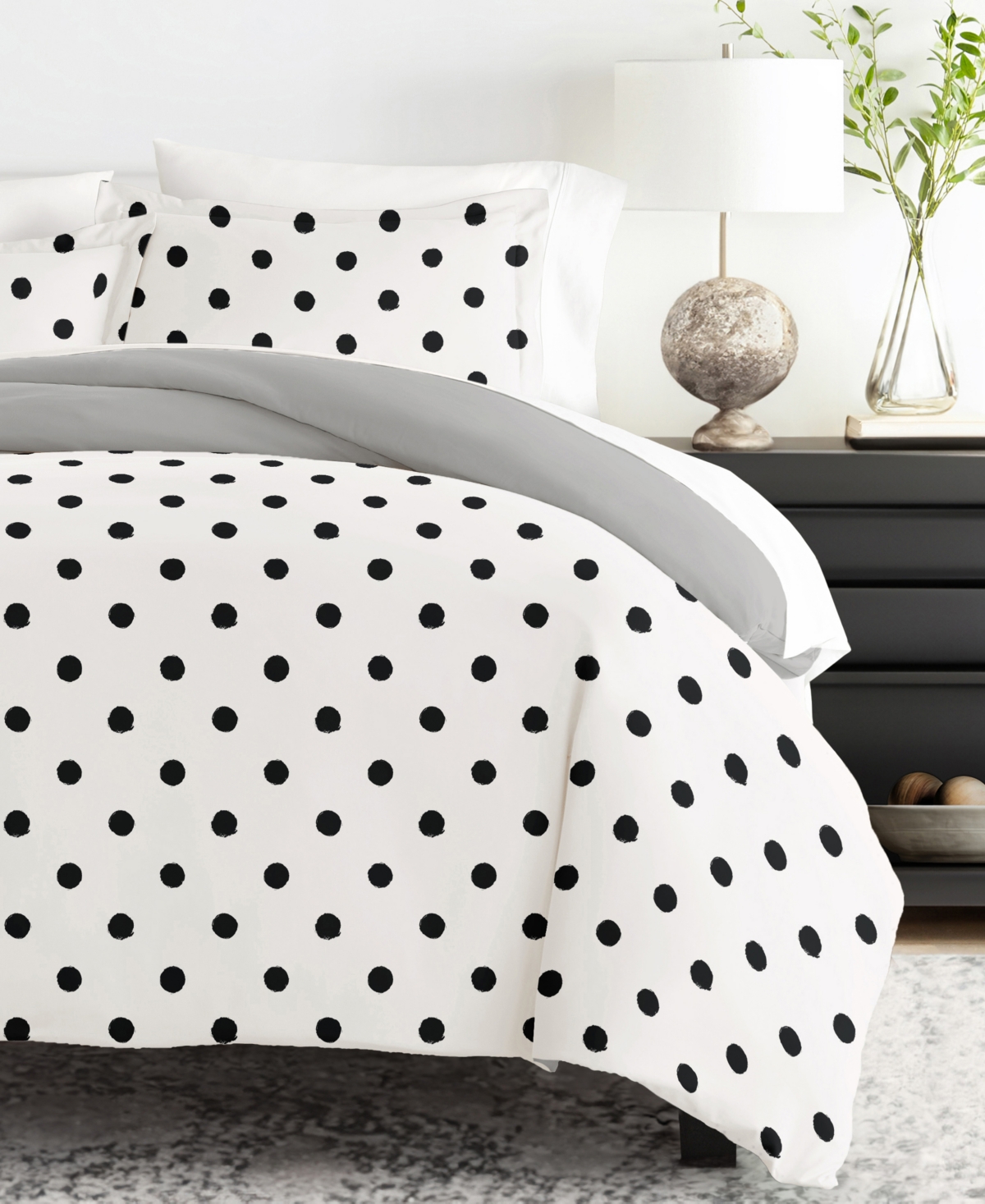 Ienjoy Home Utra Soft Reversible 2-pc. Duvet Cover Set, Twin In White