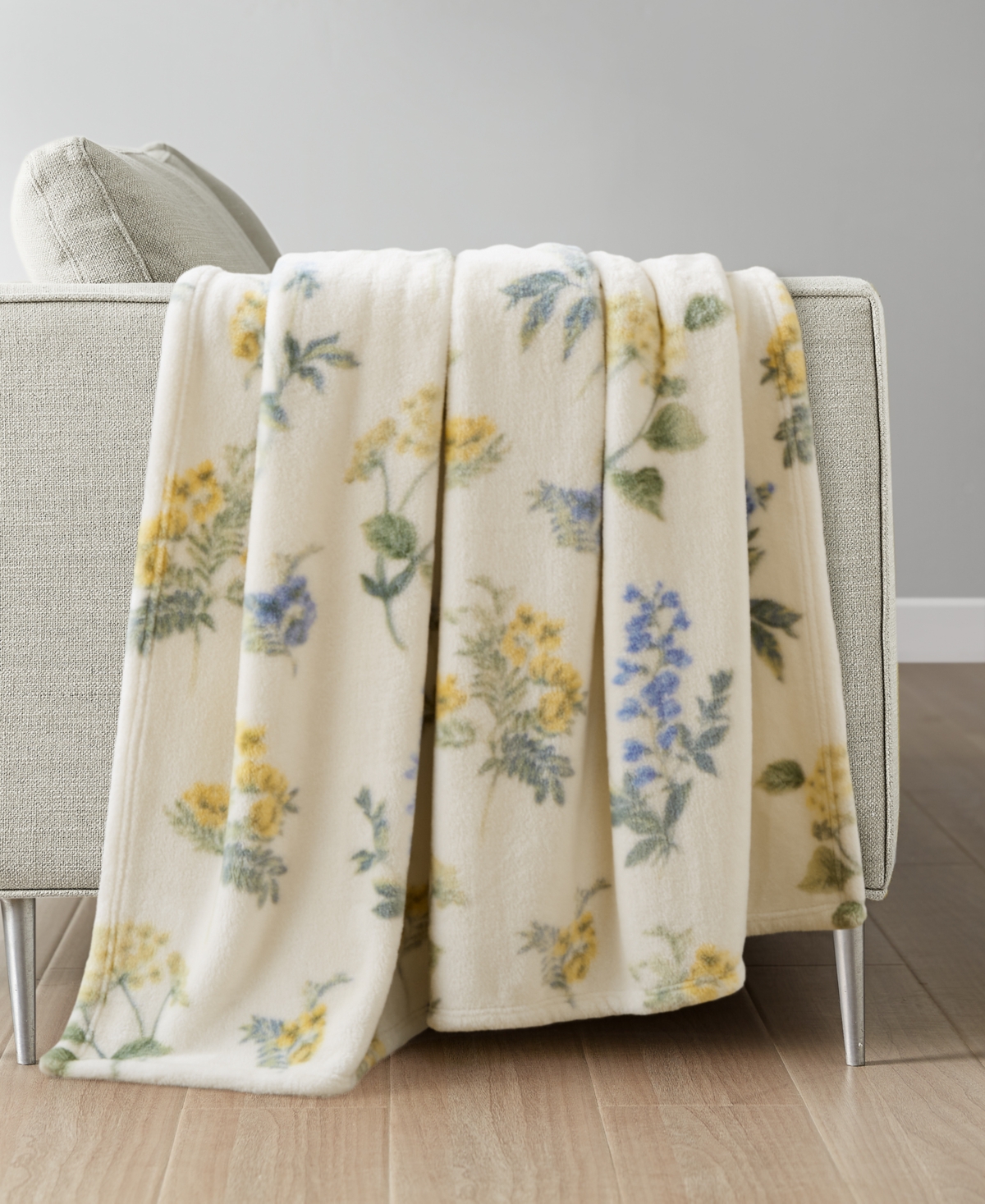Premier Comfort Cozy Plush Printed Throw, 50" X 70", Exclusively At Macy's In Yellow Floral