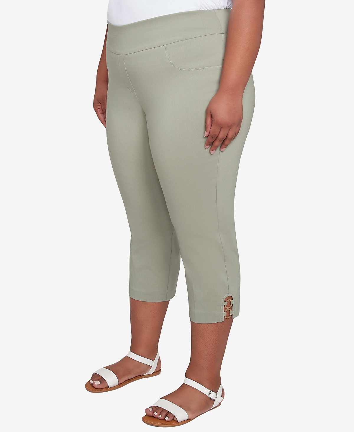 Hearts Of Palm Plus Size Spring Forward Solid Tech Stretch Pull On Skimmer Pants In Willow