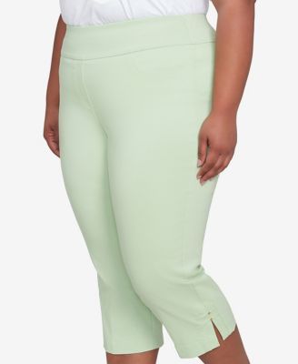 Plus Size Solid Tech Stretch Pull On Pants