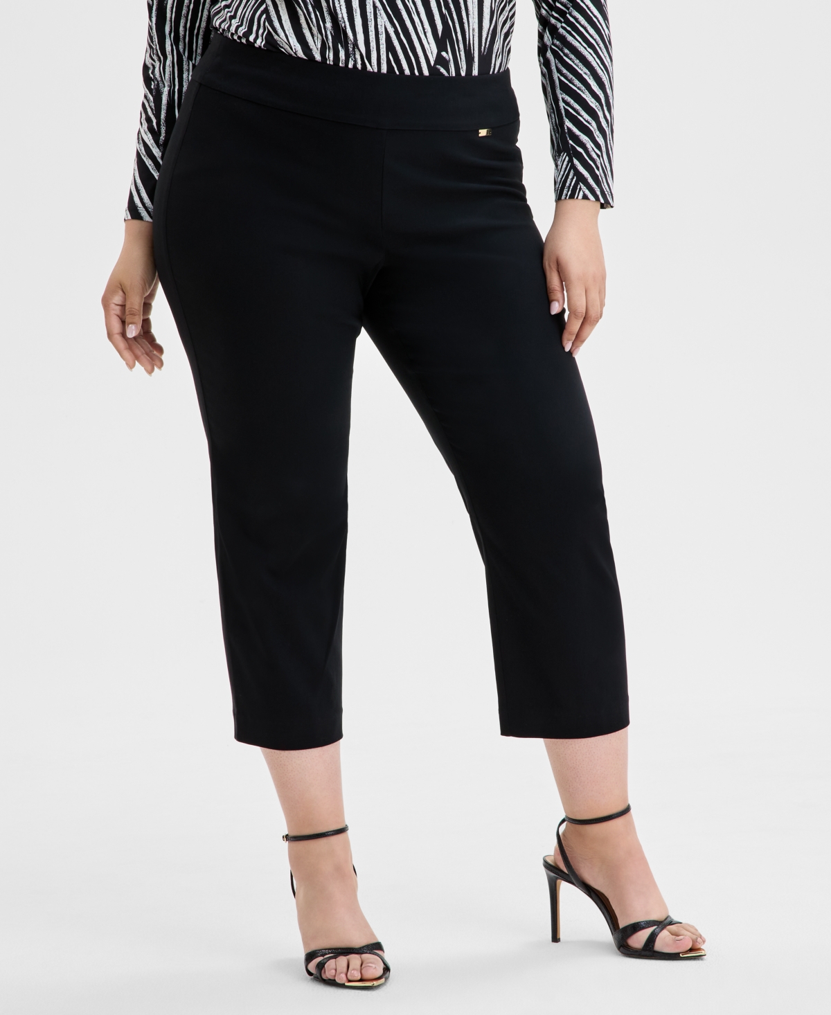 Inc International Concepts Plus Size Mid-rise Pull-on Capri Pants, Created For Macy's In Deep Black