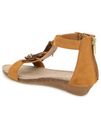 Women's Glytoni Almond Toe Wedge Sandals